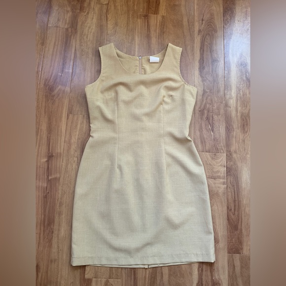 Vintage Tan 2 Piece 'Jessica' Mini Dress & Jacket Set - Picture 7 of 16